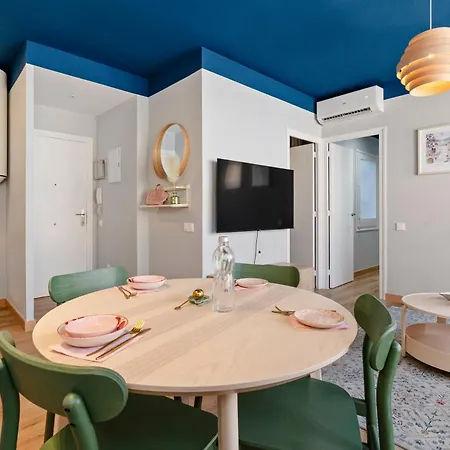 Joan Blanques Apartment