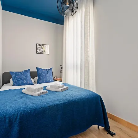 Joan Blanques Apartment *