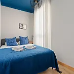 Joan Blanques Apartment *